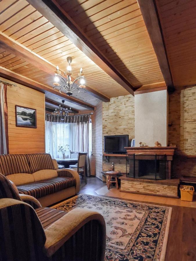 Elf-Cottage Tur'ya Paseka エクステリア 写真