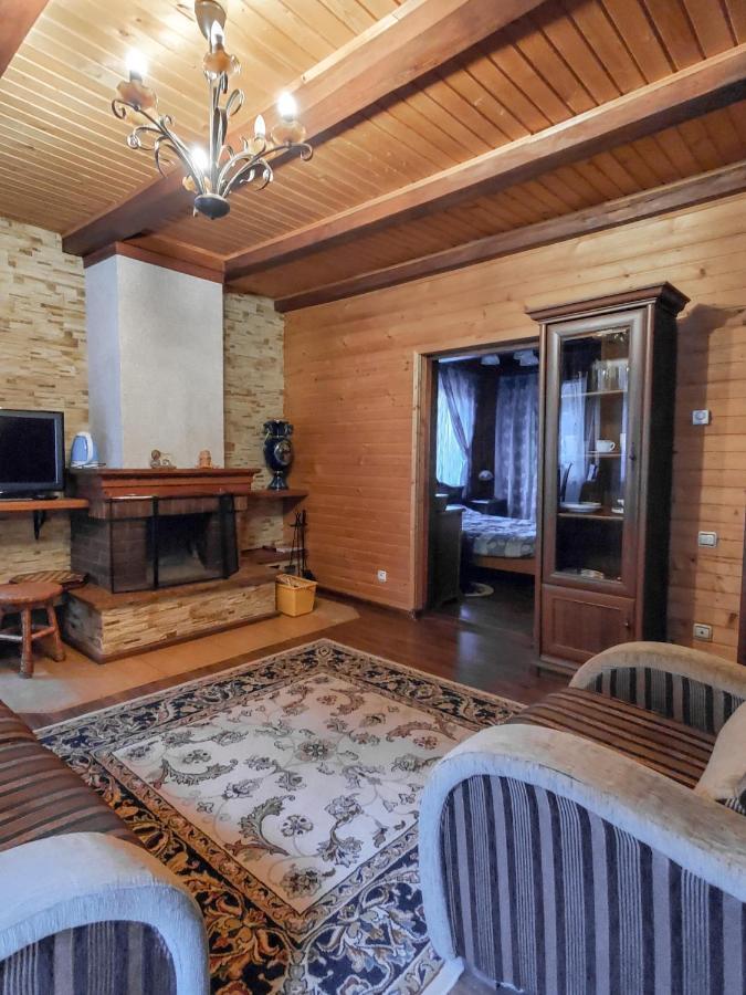 Elf-Cottage Tur'ya Paseka エクステリア 写真