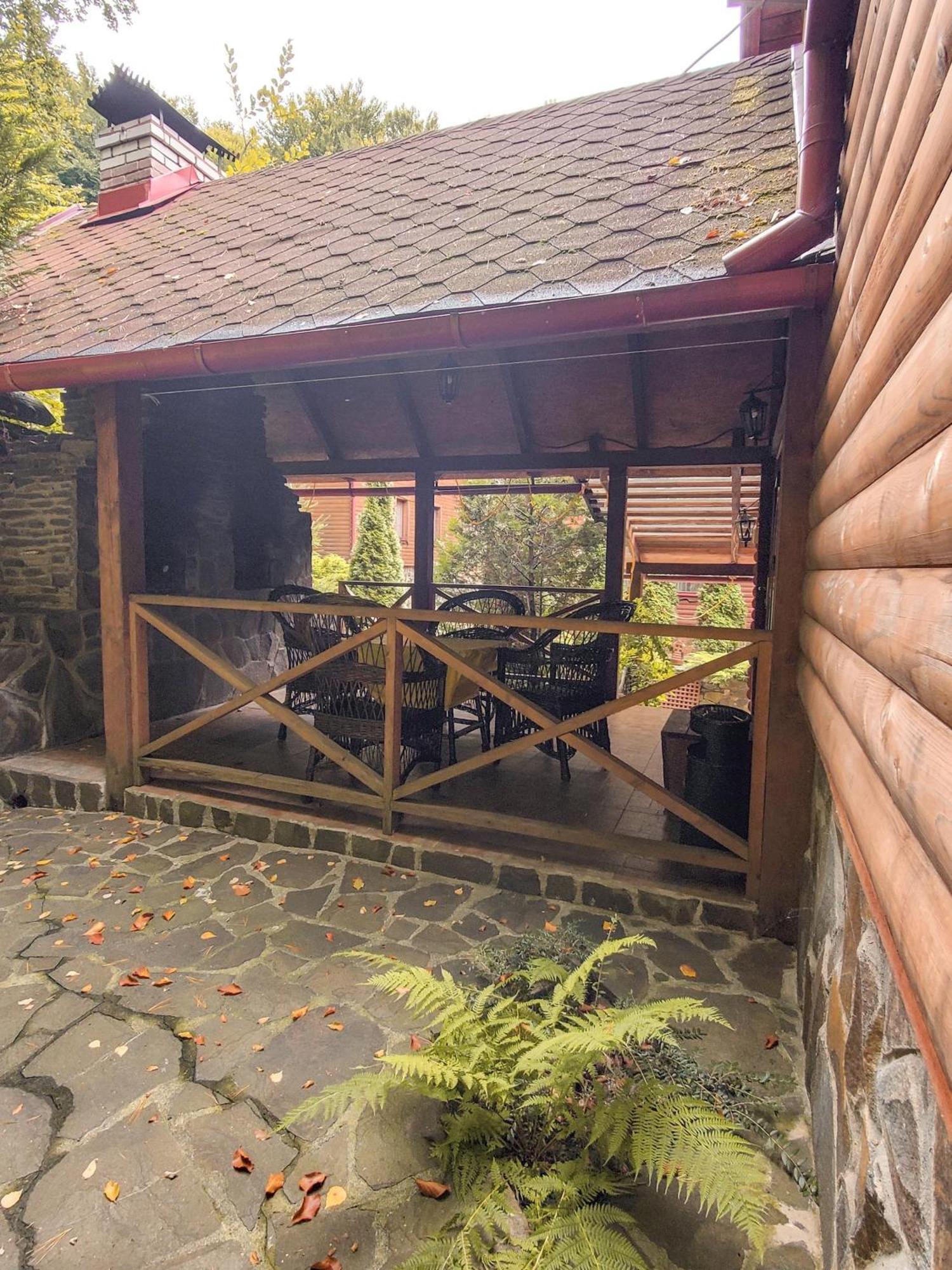 Elf-Cottage Tur'ya Paseka エクステリア 写真