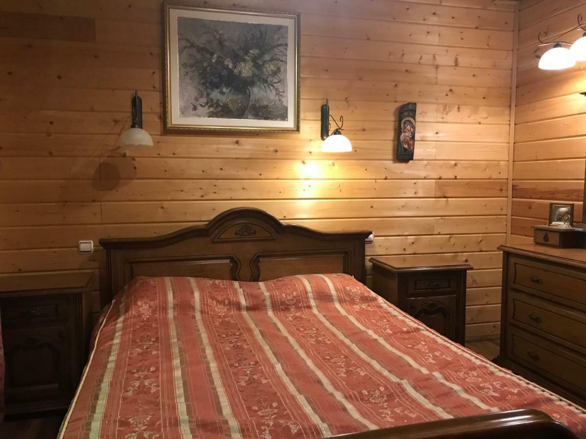 Elf-Cottage Tur'ya Paseka エクステリア 写真