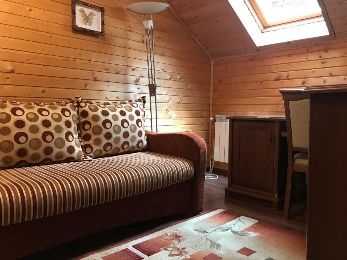 Elf-Cottage Tur'ya Paseka エクステリア 写真