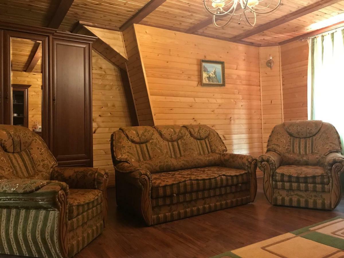 Elf-Cottage Tur'ya Paseka エクステリア 写真