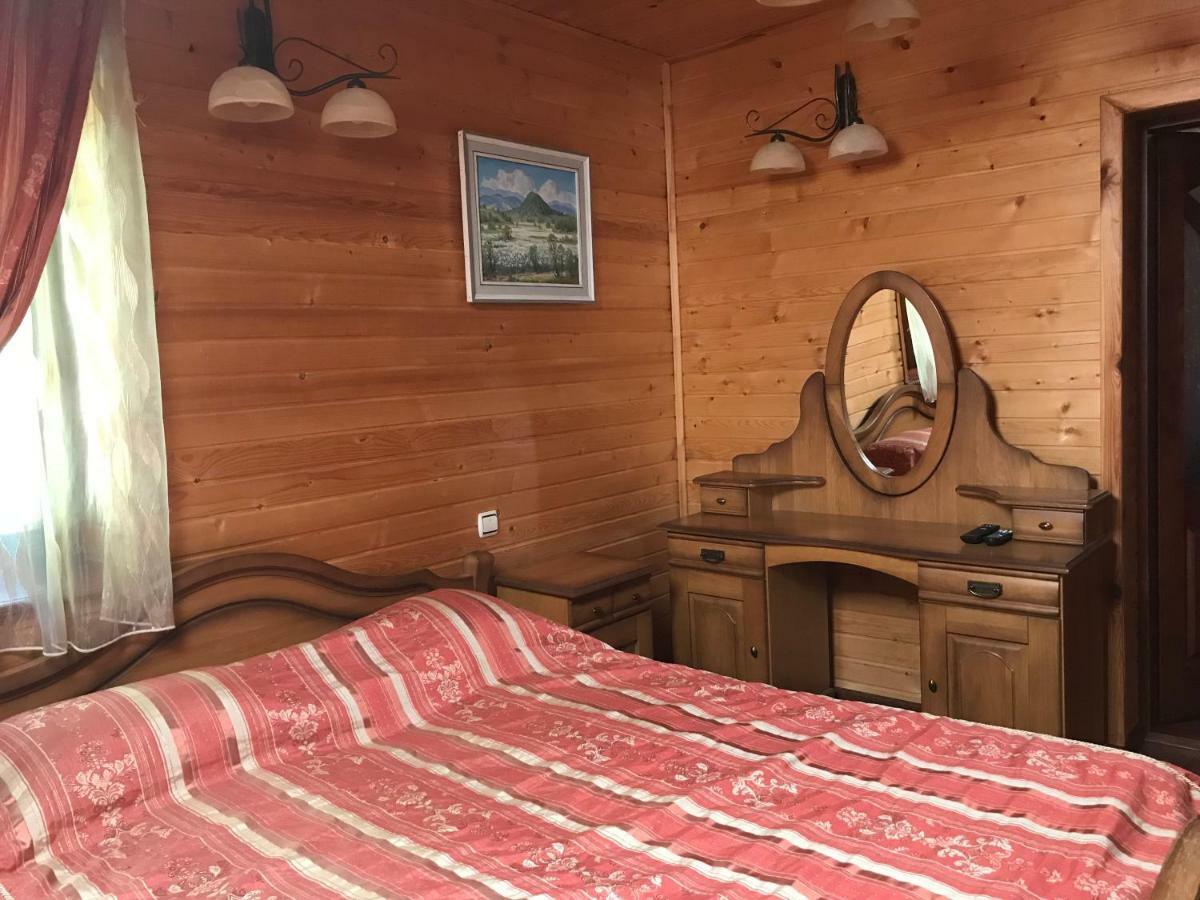 Elf-Cottage Tur'ya Paseka エクステリア 写真