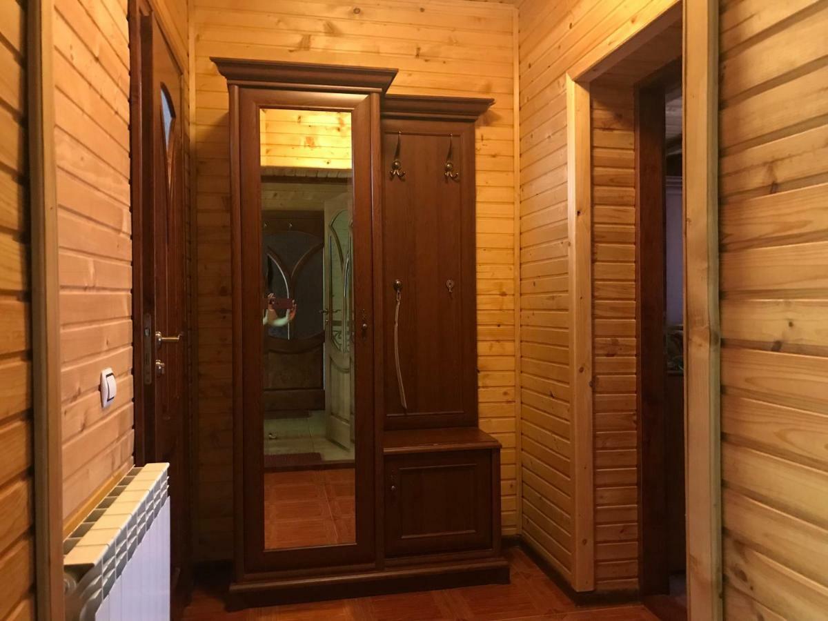 Elf-Cottage Tur'ya Paseka エクステリア 写真